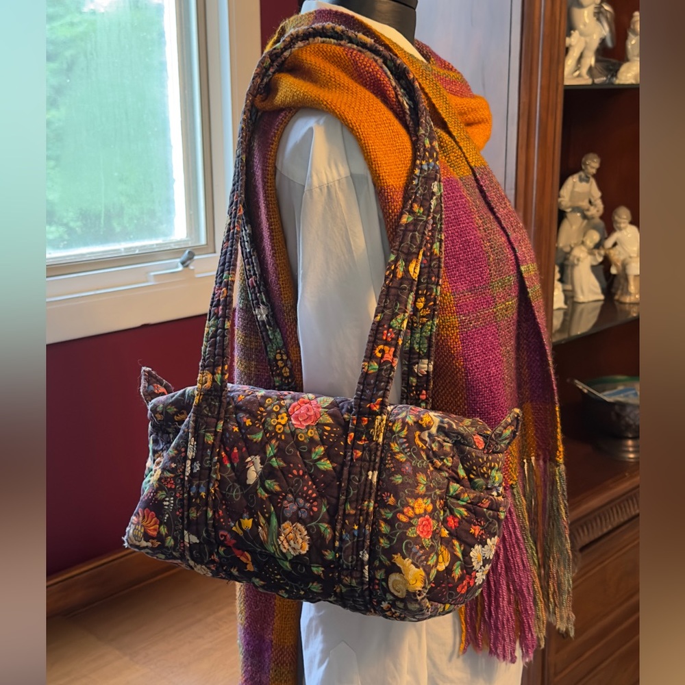 Vera Bradley Tavern On The Green Duffel Bag Unicorn Fabric *See Photos For Wear*